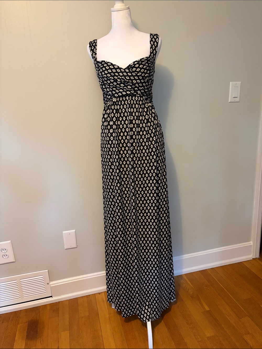 Max Studio Black and White Diamonds Maxi Dress
